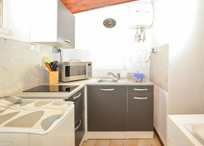 Ferienhaus Cozy In Coti-chiavari